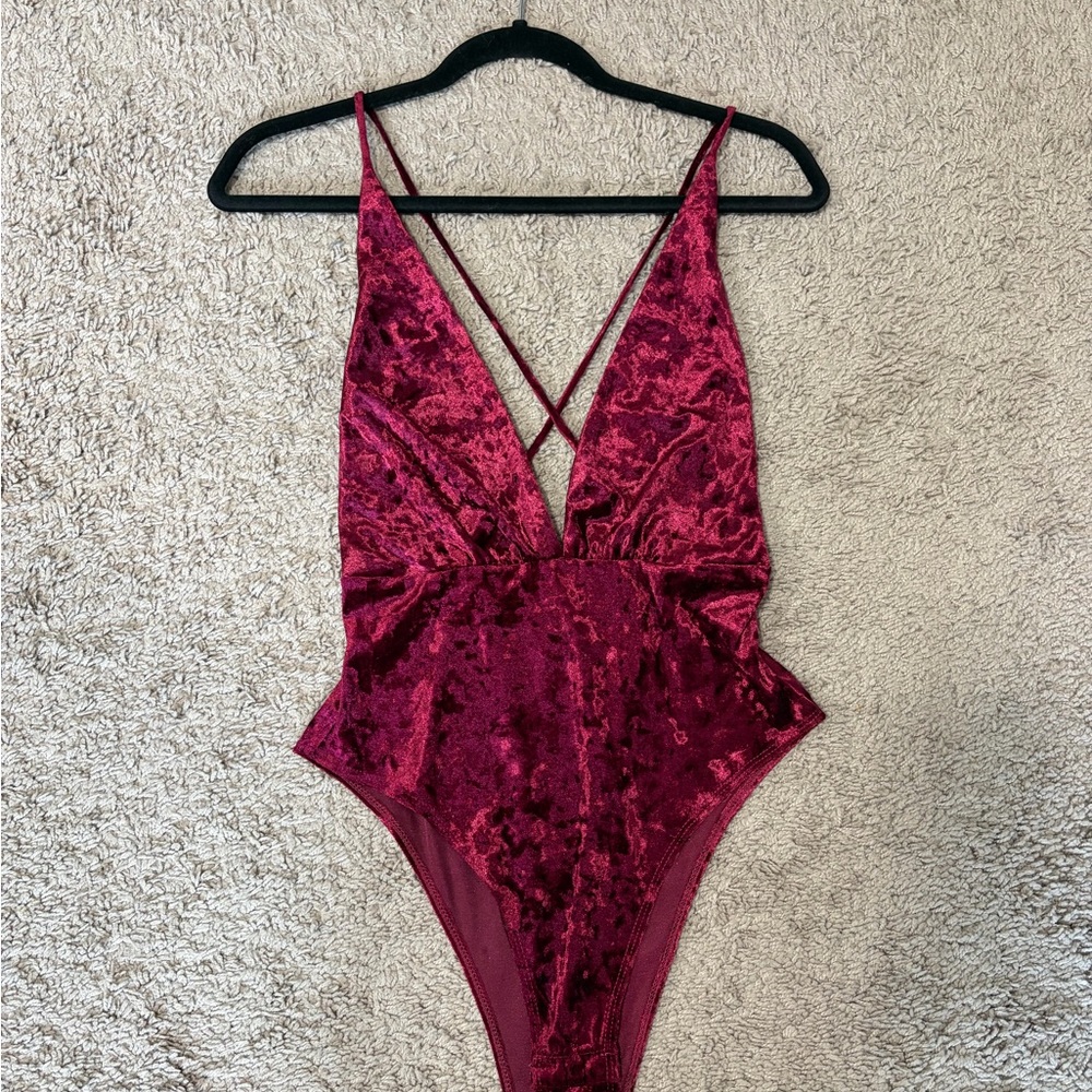 Forever 21 Burgundy Crushed Velvet Plunge Bodysuit. Size S